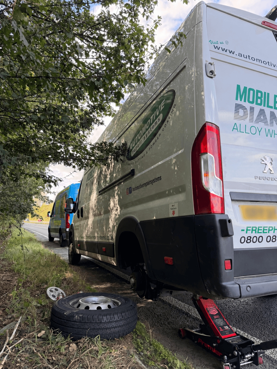 Expert Emergency Flat Tyre Replacement Across Surrey, Sussex, and Kent