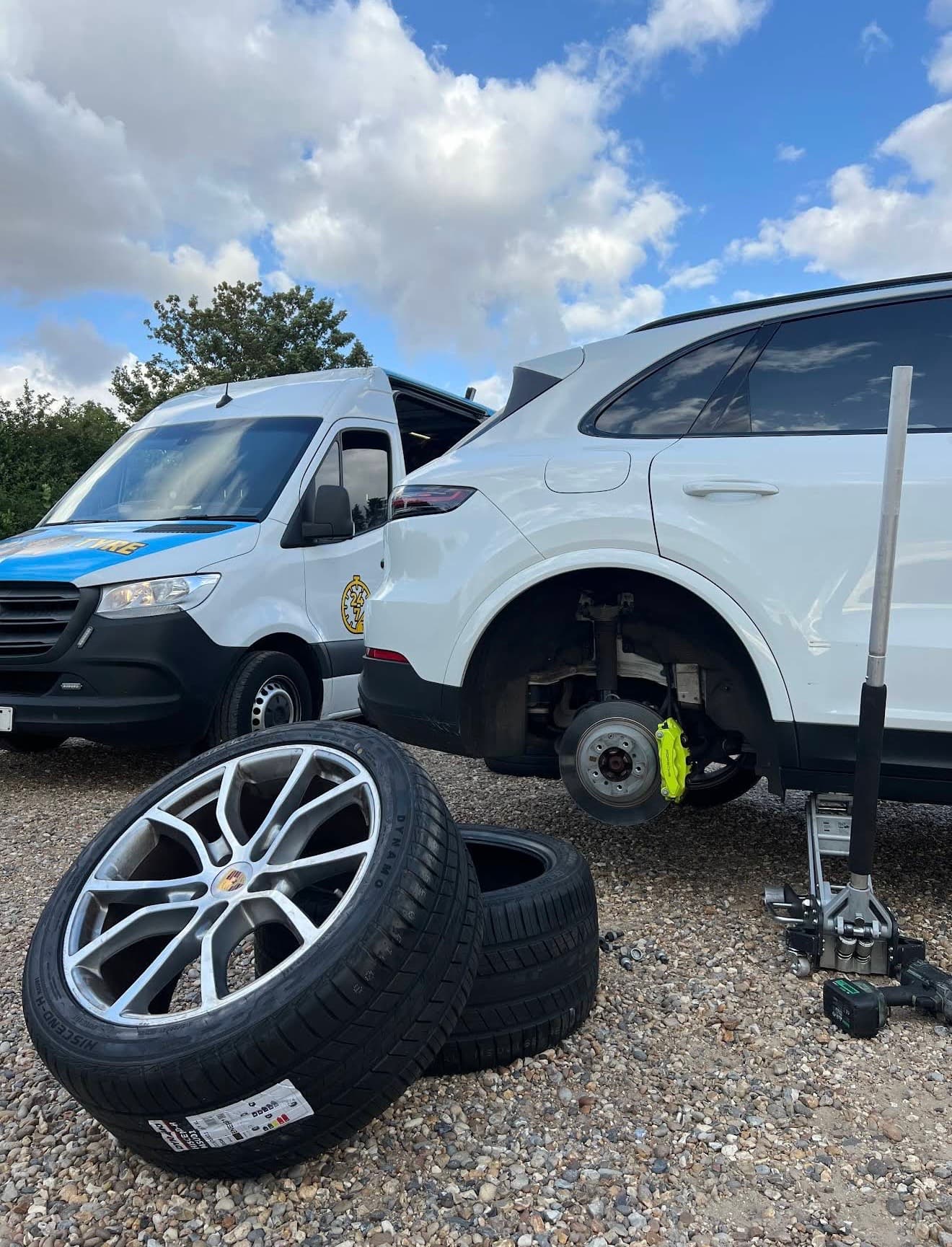 Flat Tyre Callouts: A Complete Guide Across Surrey, Sussex, and Kent